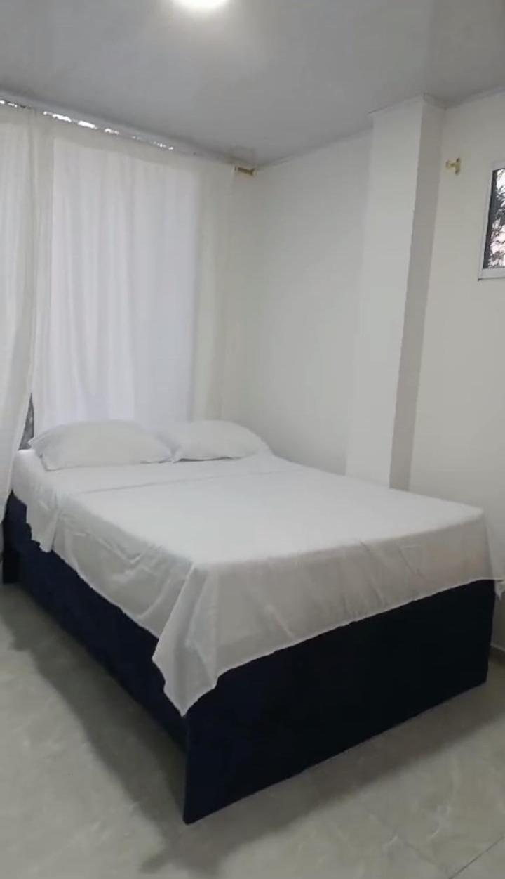 סנטה מרתה Hostal Javi מראה חיצוני תמונה